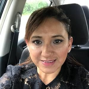 Meet your Posher, Monica